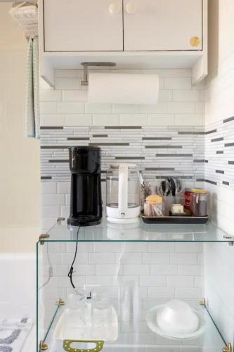 Free Parking on a Private St., Minutes to Georgetown, MedStar Hospital, Georgetown University and mo in แมคลีน (VA)