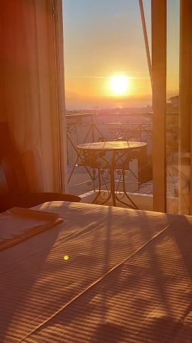 Glifada Calm Luxury Flat One, Atenas (foto 10)