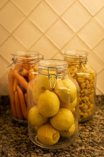 CAN NOVES - 5 Suites Recently built villa with bbq & outside area - image 3