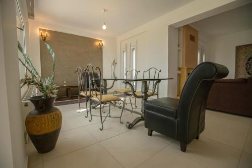 Közös társalgó / TV, Villa Portitsa in Mosxato