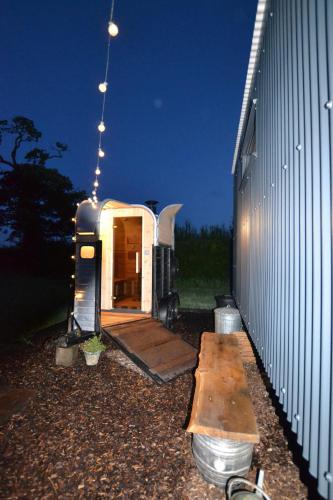 Twin Barn Shepherd’s Huts