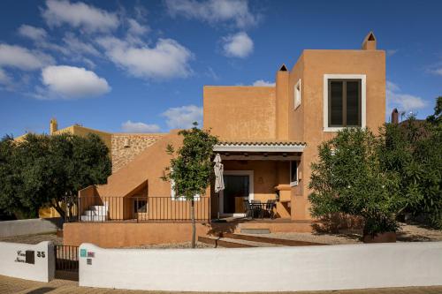 CAN NOVES - Villa de 4 suites 35 y 52