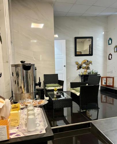  Hostal Milan in Alicante