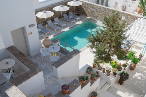 Anthos Apartments