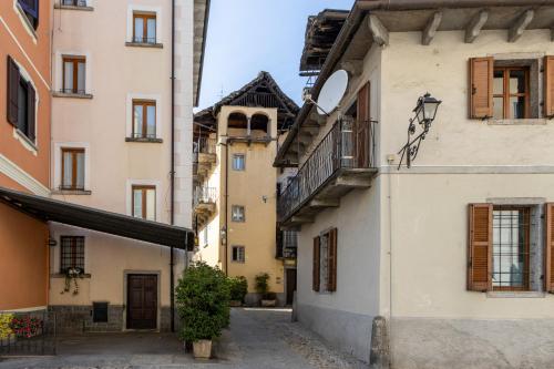 Stay5Vie: Incantevole Monolocale/Balcone/Borgo