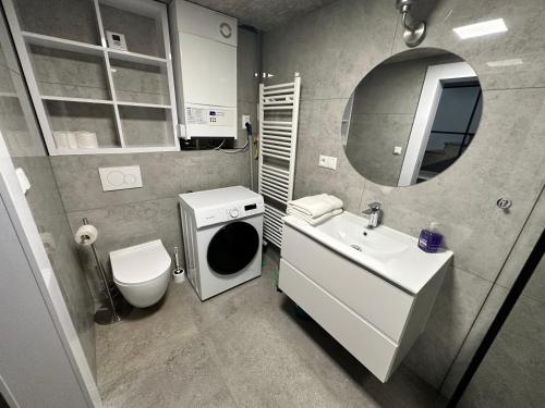 Entrez Apartments 4 - City centre - image 3