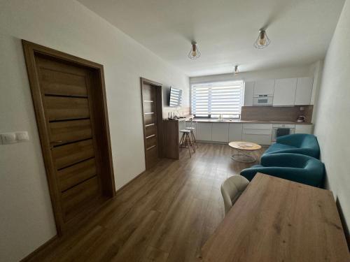 Standard Apartment image 8