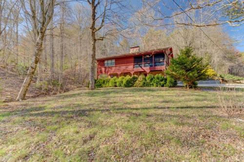 Wild Creek Cabin in Mineral Bluff, USA