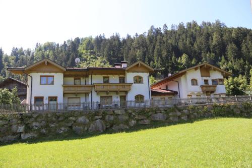 Haus Andrea Schiestl in זל אם זילר