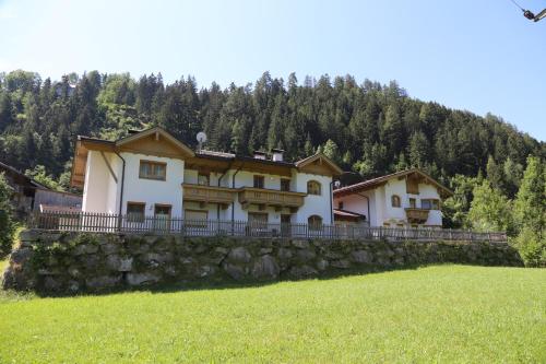 Haus Andrea Schiestl in זל אם זילר