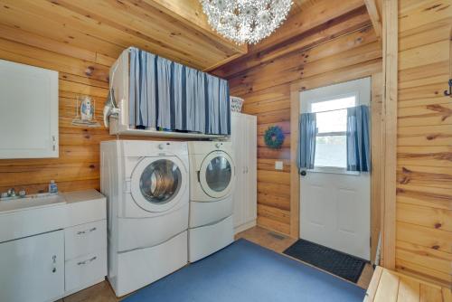 Modern Log Cabin with Rec Room, Steps to Lake! Modern Log Cabin with Rec Room, Steps to Lake!