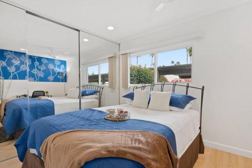 Poolside 2BR/2BA Pet Friendly Condo+Mountain View in Palm Springs, USA
