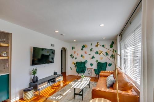 Dreamy St Charles Retreat with Furnished Patio!