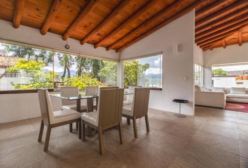 Top location with private pool, Valle de Bravo (foto 5)