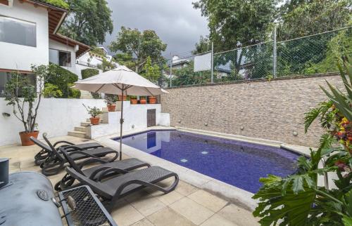Top location with private pool, Valle de Bravo (foto 4)