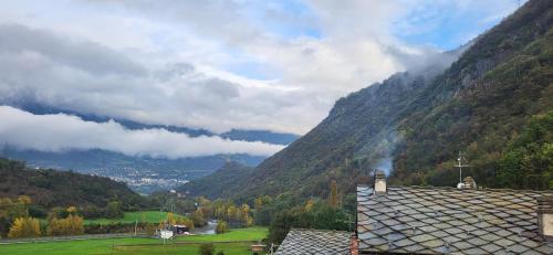 Tuvākā izklaides vieta, Casa Estulio in Pontey