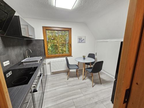 Fewo am See, Ferienhaus, 7 Schlafzimmer, Waschmaschine, Businesswohnung in Salzgitter