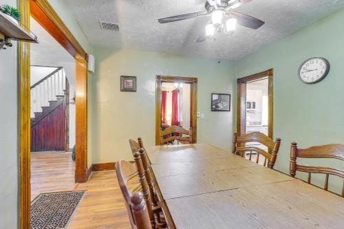 3 Mi to Golf - Beatrice Vacation Home! in Beatrice