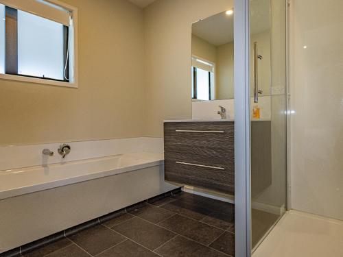 Kowhai Oasis - Ohakune Holiday Home Kowhai Oasis - Ohakune Holiday Home