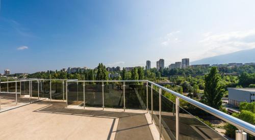Modern Maisonette - 2 Bedrooms - Terrace - Vitosha View, Sofia (Foto 5)