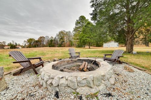 1-Acre Countryside Home in Gleason: Pets Welcome! in Dresden (TN)