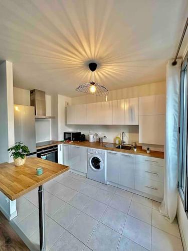 Magnificent apartment Paris Bagnolet 201 in Bagnolet