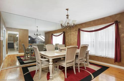 Sweet home in Newark, USA
