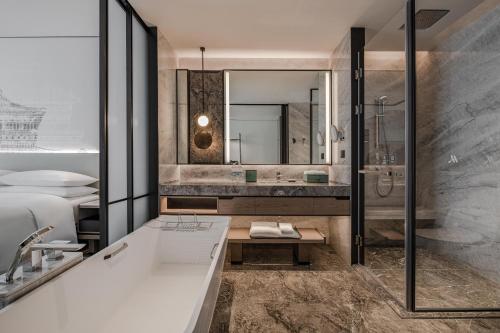 506682234 Wuhan Marriott Hotel Wuchang