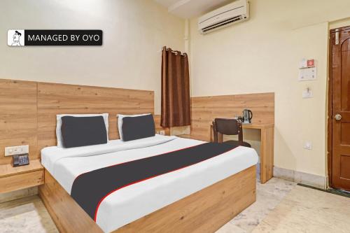 Super Collection O Townvilla Guest House near Begumpet Metro Station