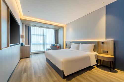 Holiday Inn Express Hangzhou Airport, an IHG Hotel