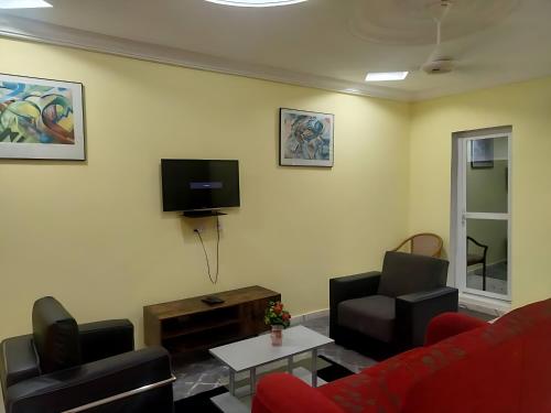 Facilities, Faith and Grace Guest House in Yundum