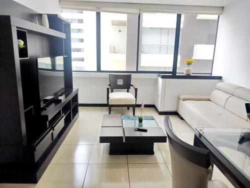 One-Bedroom Apartment image 9
