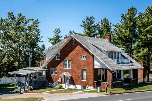 JMUHarrisonburg Home in Harrisonburg, USA