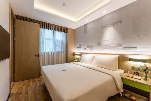 厦门中山路轮渡码头亚朵X酒店