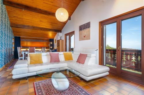 Onlymyflats - Into the Woods in Thollon-les-Memises