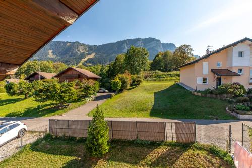 Onlymyflats - Into the Woods, Thollon (photo 7)