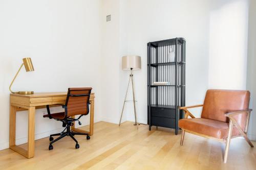 FiDi Studio w Doorman Gym nr WTCWall St NYC-543, New York (Foto 4)