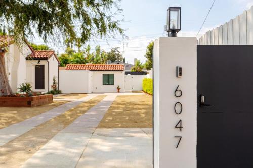 Elegant Guest unit Universal sleeps 6 hot tub, Los Angeles (foto 9)