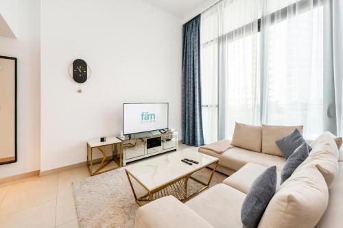 FAM Living - 1BR Home in Downtowm Views - image 8