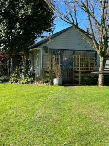 . ‘The Den’ Self contained one bedroom annexe.