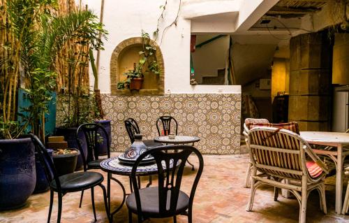 Essaouira Youth Hostel & Social Travel 3