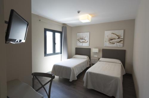 1 double bed