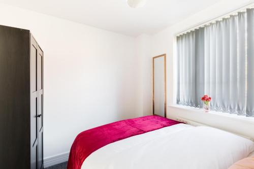 Anchor House - image 13