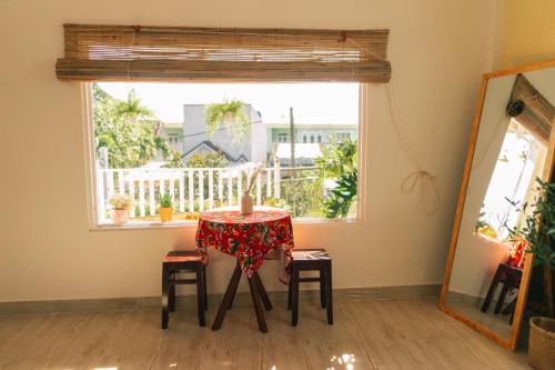 Phòng Sầu Riêng(Durian Room) - Nhà Mơ Homestay (Phong Sau Rieng(Durian Room) - Nha Mo Homestay) in Son Dong