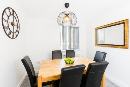 Newly Renovated - 4 Bedroom Anchor House - Close to JQ, Birmingham City Centre - Groups & Contractors, Birmingham (fotografie 9)