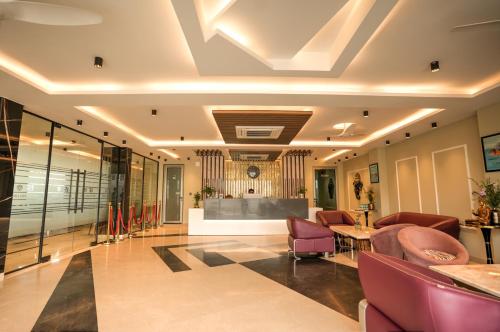 Lobby, Hotel Rj - Managed by AHG in Greater Noida