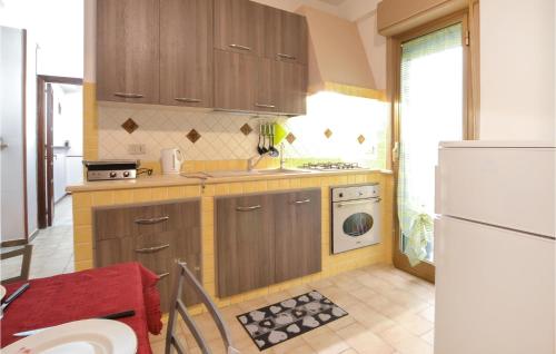 3 Bedroom Cozy Apartment In Palermo Pa - image 4