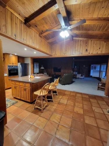 Kitchen, Lake House Retreat in Auburndale (FL)