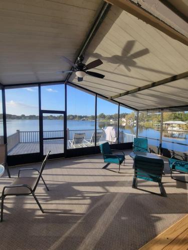 Facilities, Lake House Retreat in Auburndale (FL)