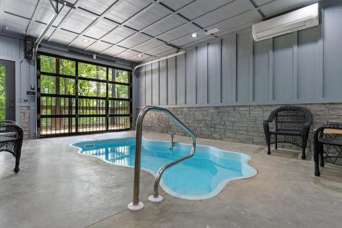 Splashin and Relaxin in Sevierville, USA